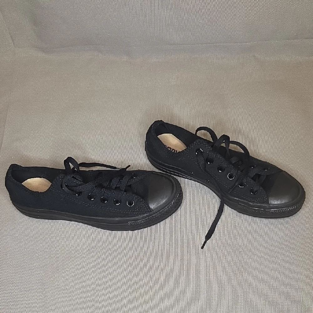 NWOT Converse Chuck Taylor All Star Low Top Sneaker - Picture 5 of 7